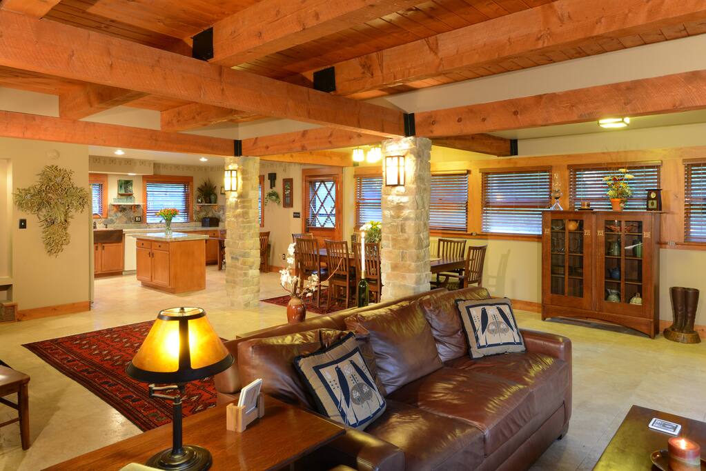 Family room main floor