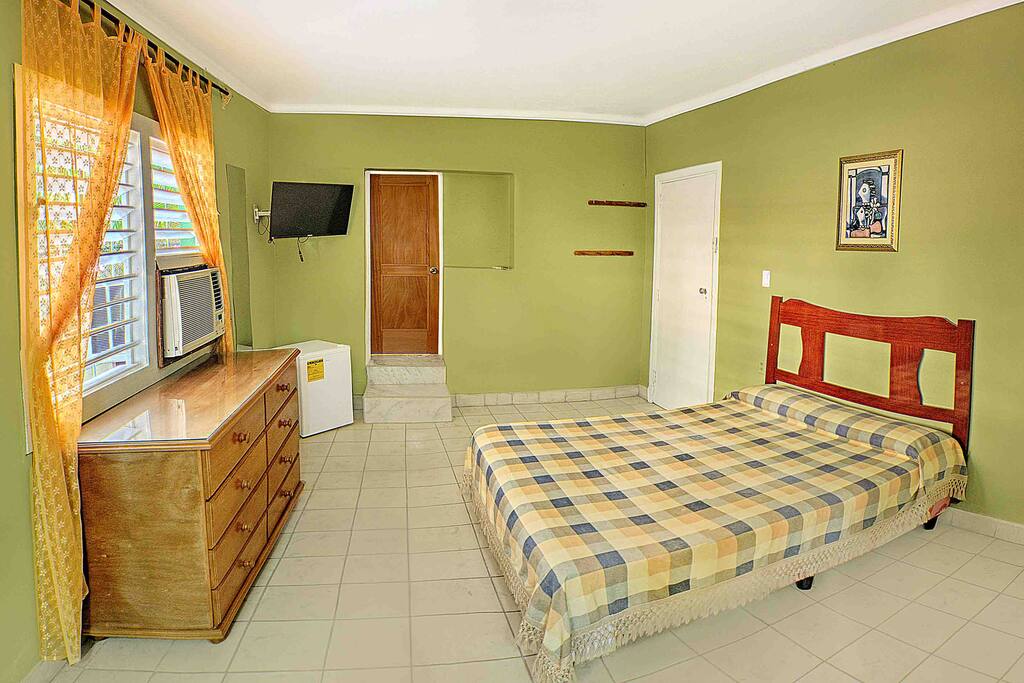 Cuarto 1