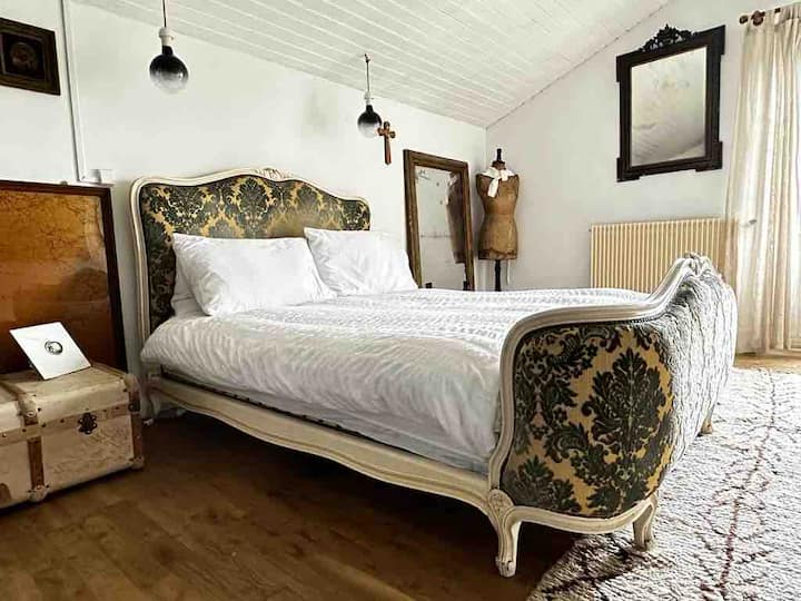 საძინებელი 1