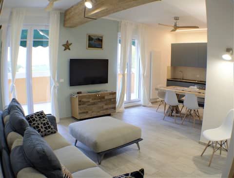 Popular Airbnb listing: Case Maggi Beach House Terrace, Portovenere in Portovenere