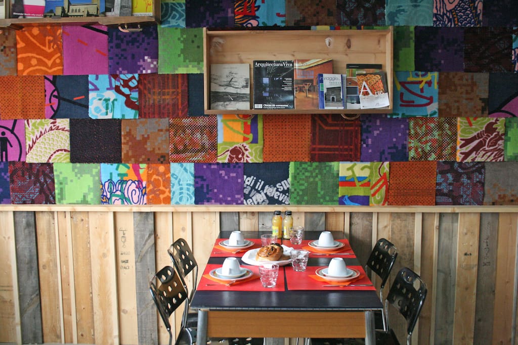 breakfast room