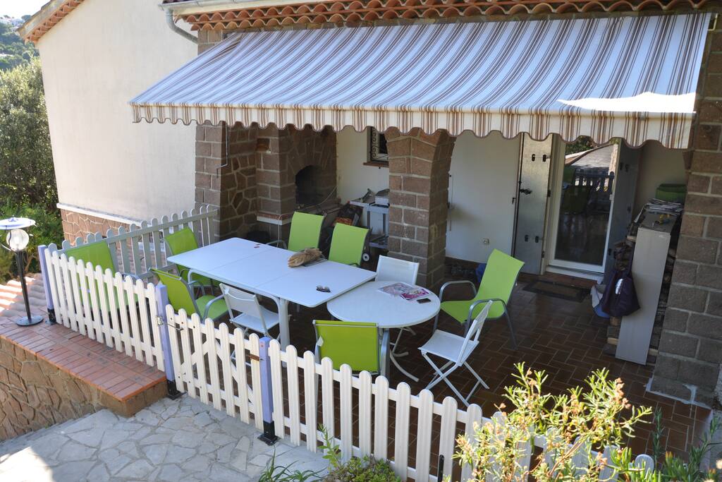 Terrasse (1er étage)