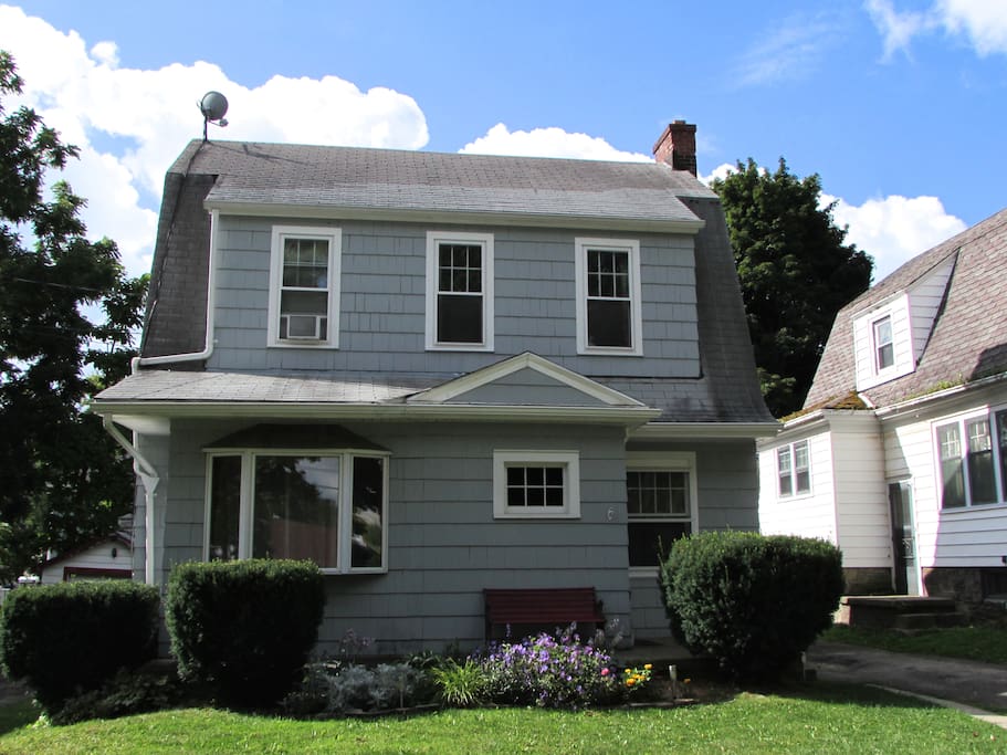 Top 100 Airbnb Rentals 2017 in Niagara Falls, New York