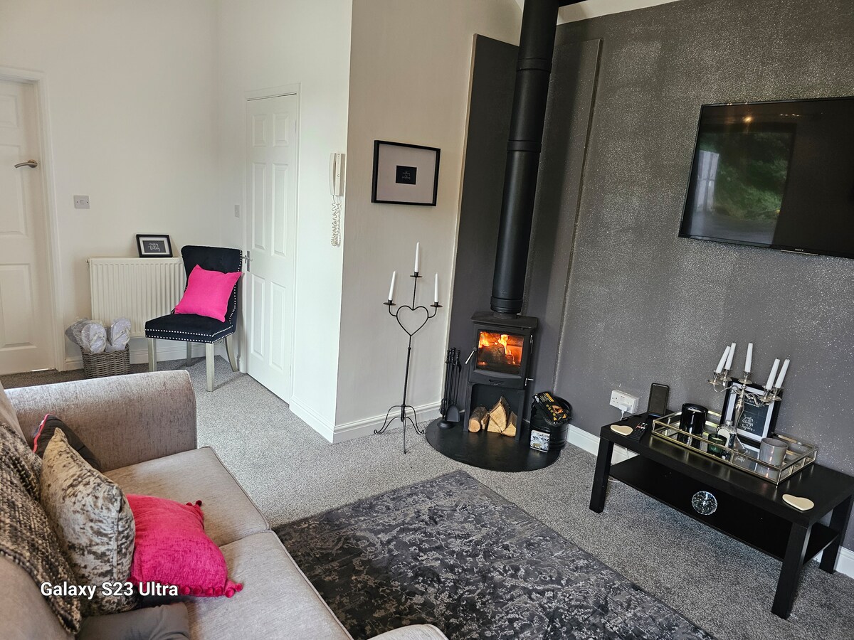 Leistungsstarkes Airbnb: The Stables with  private hot tub in Nuthall