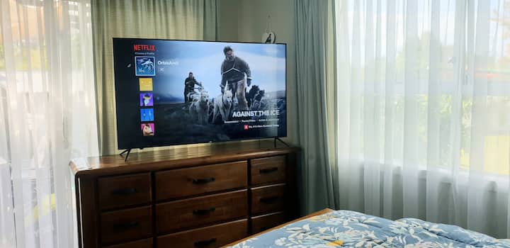 A 65'' smart tv to help unwind and relax with your favourite movie on Netflix  