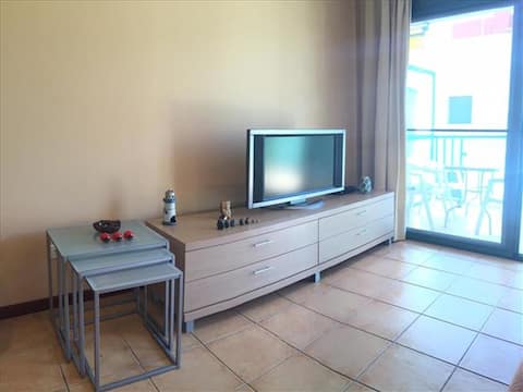 Propiedad de Airbnb exitosa: Eucaliptos beach apartment, Tarragona, Deltebre en Amposta