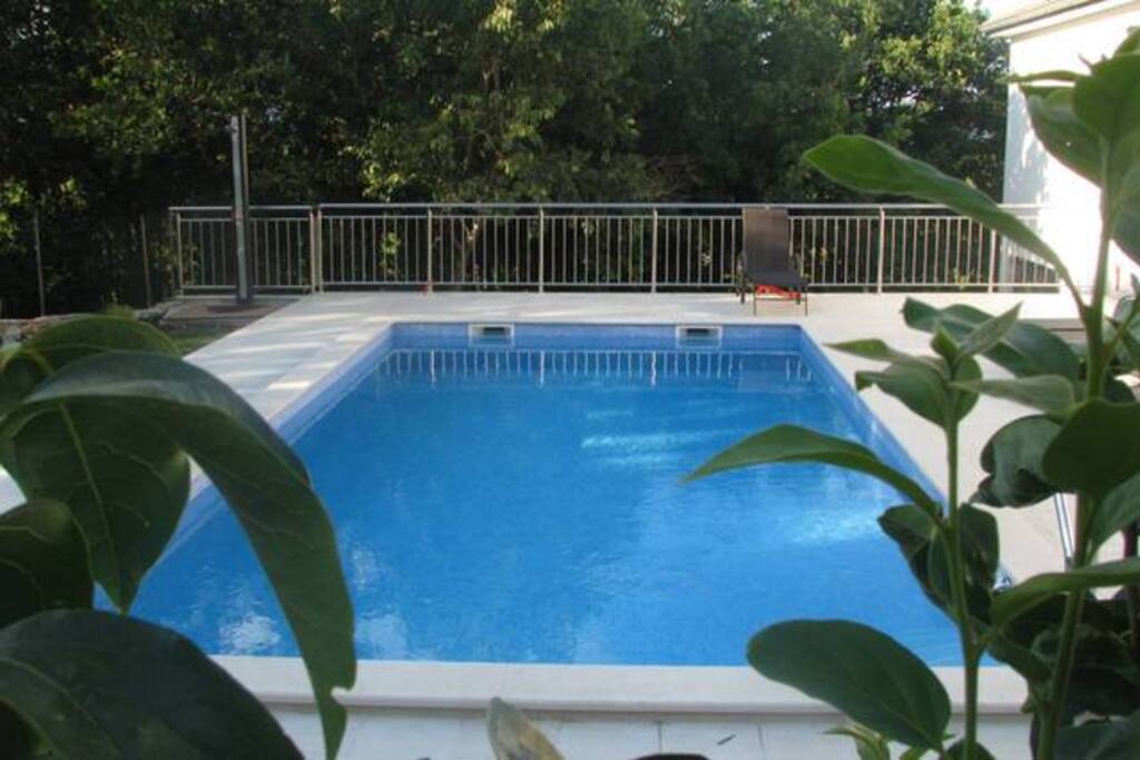 pool