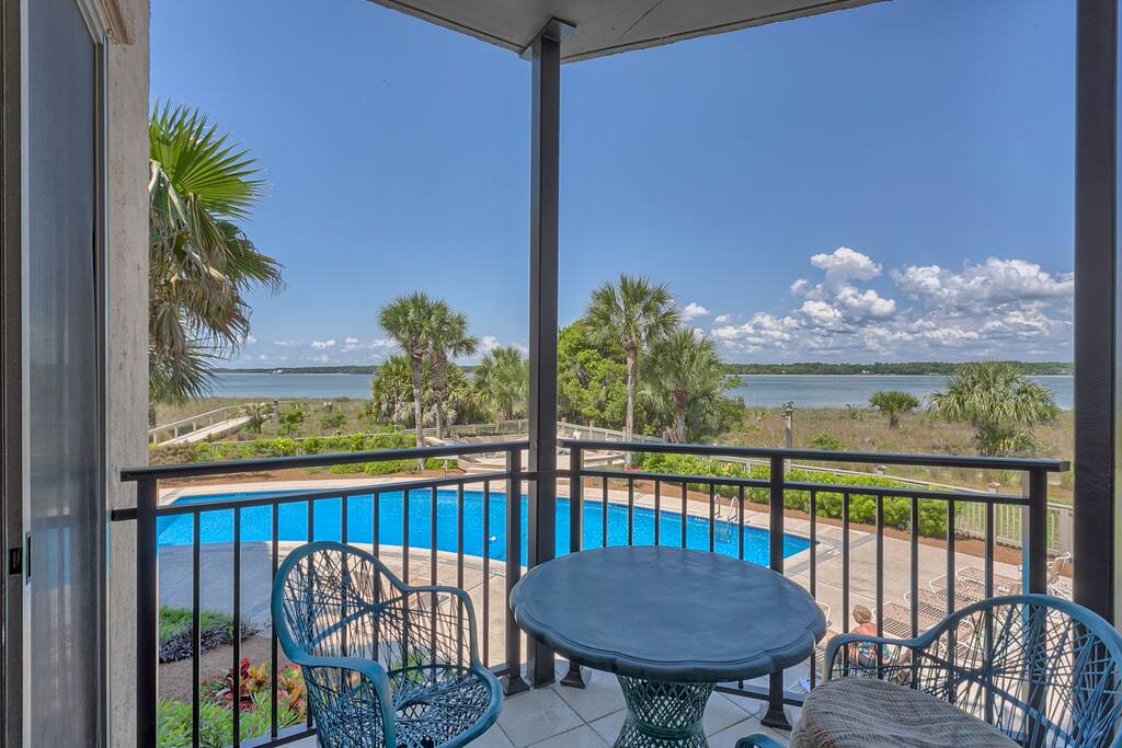Balcony,Chair,Furniture,Palm Tree,Tree