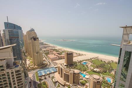 Pleasant vacation home at Marina