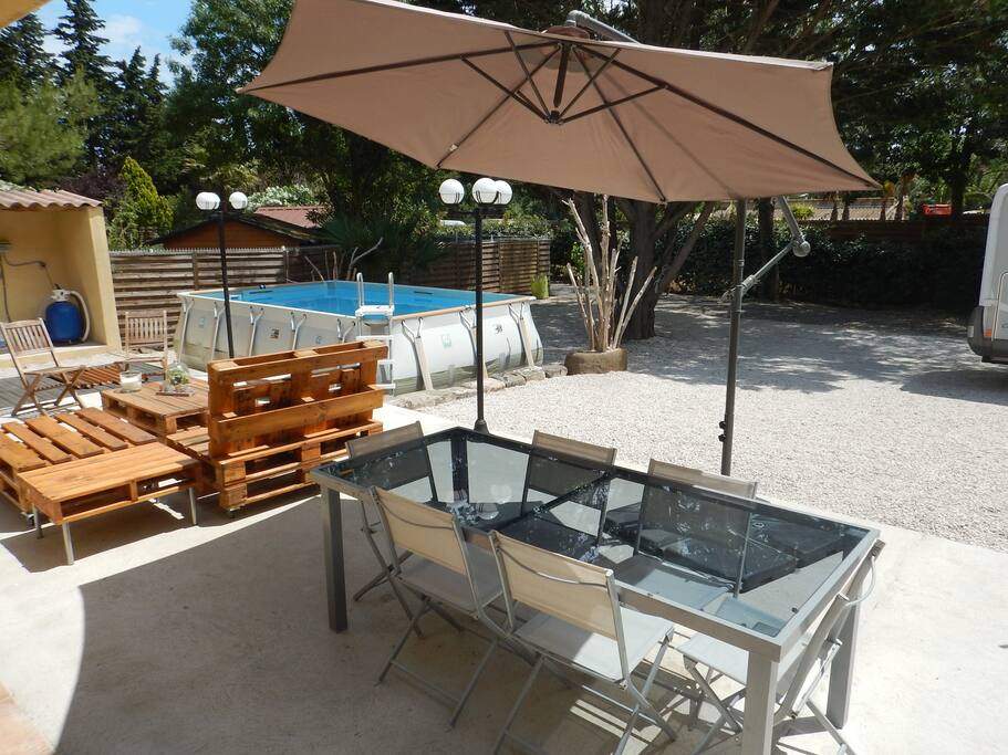 coin repas exterieur