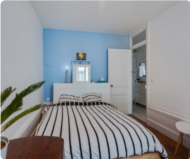 Bedroom 13 m2 with a 140 cm double bed