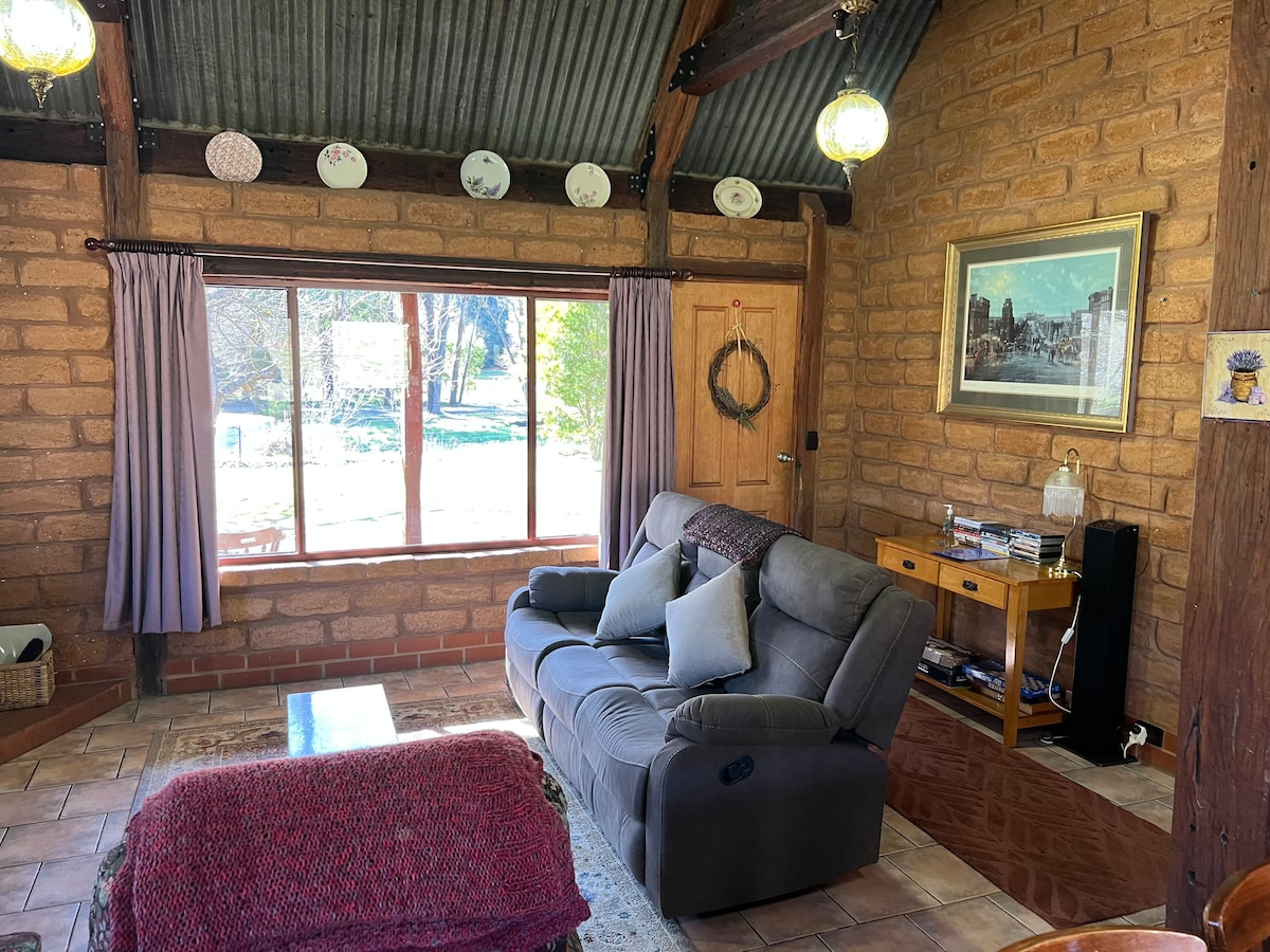 Successful Airbnb property: Bright Lavender Farm: Mud Brick Miners Cottage 2 in Bright