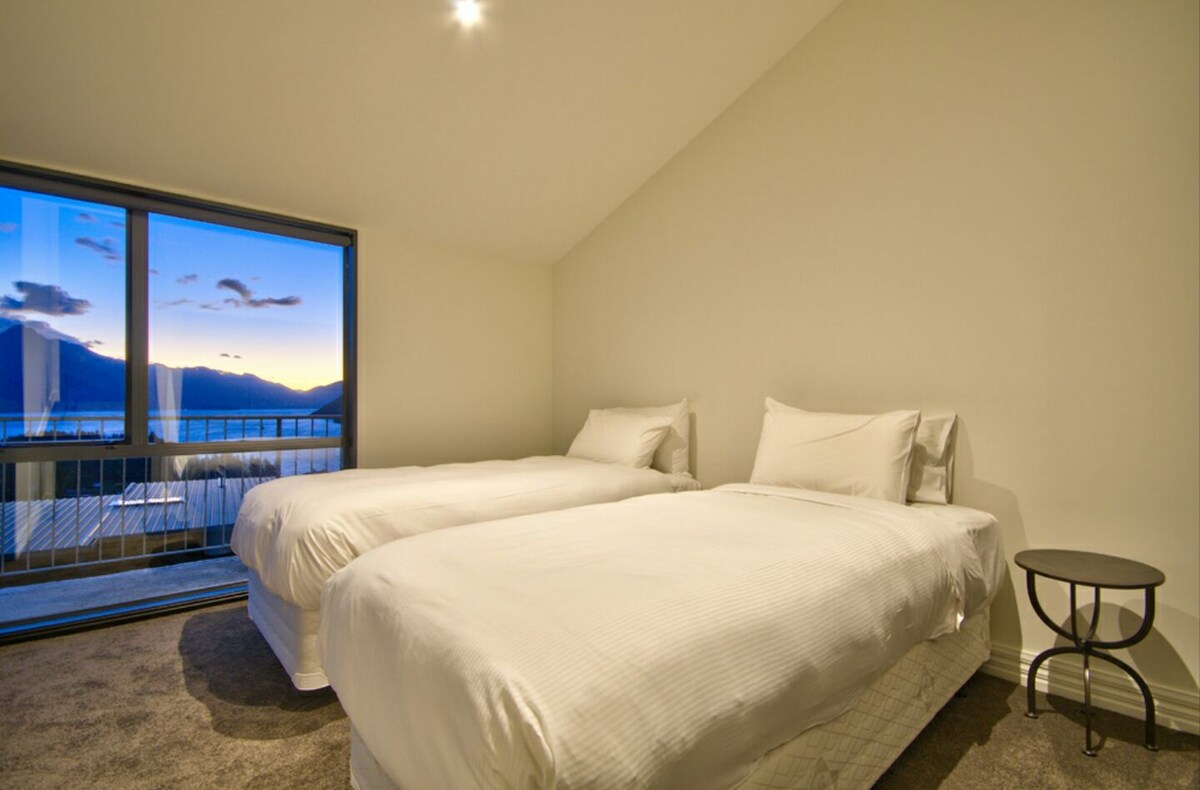 El dormitorio 2 puede ser 1 cama tamaño king o dividir en 2 camas individuales.