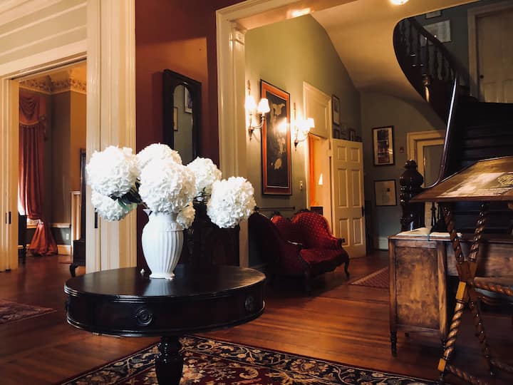 1870s' Victorian Suite and Southern Breakfast