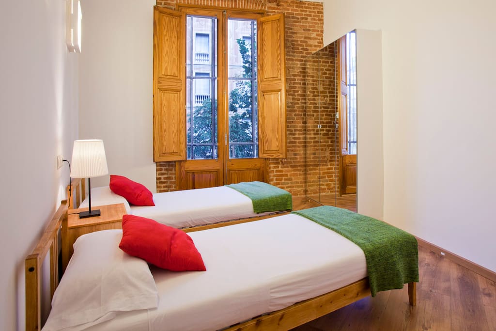 Happy Guests enjoy this bedroom :)