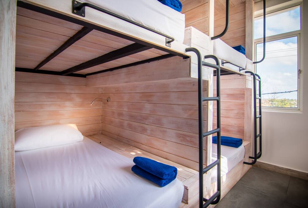 4 Peron Island Dorm