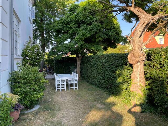 Fantastic villa in wonderful CPH gallery image 3