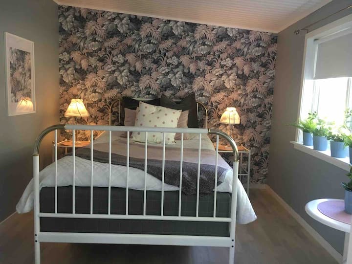 120 cm wide bed