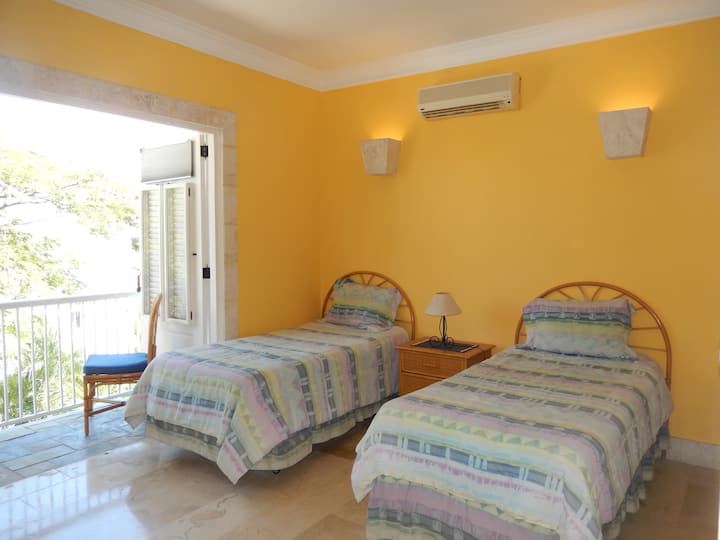 საძინებელი 2