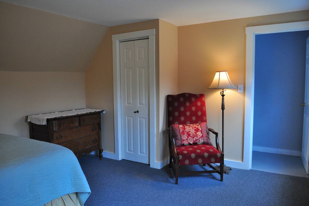 Bedroom: bureau and closet