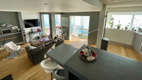 Modern house overlooking the bay