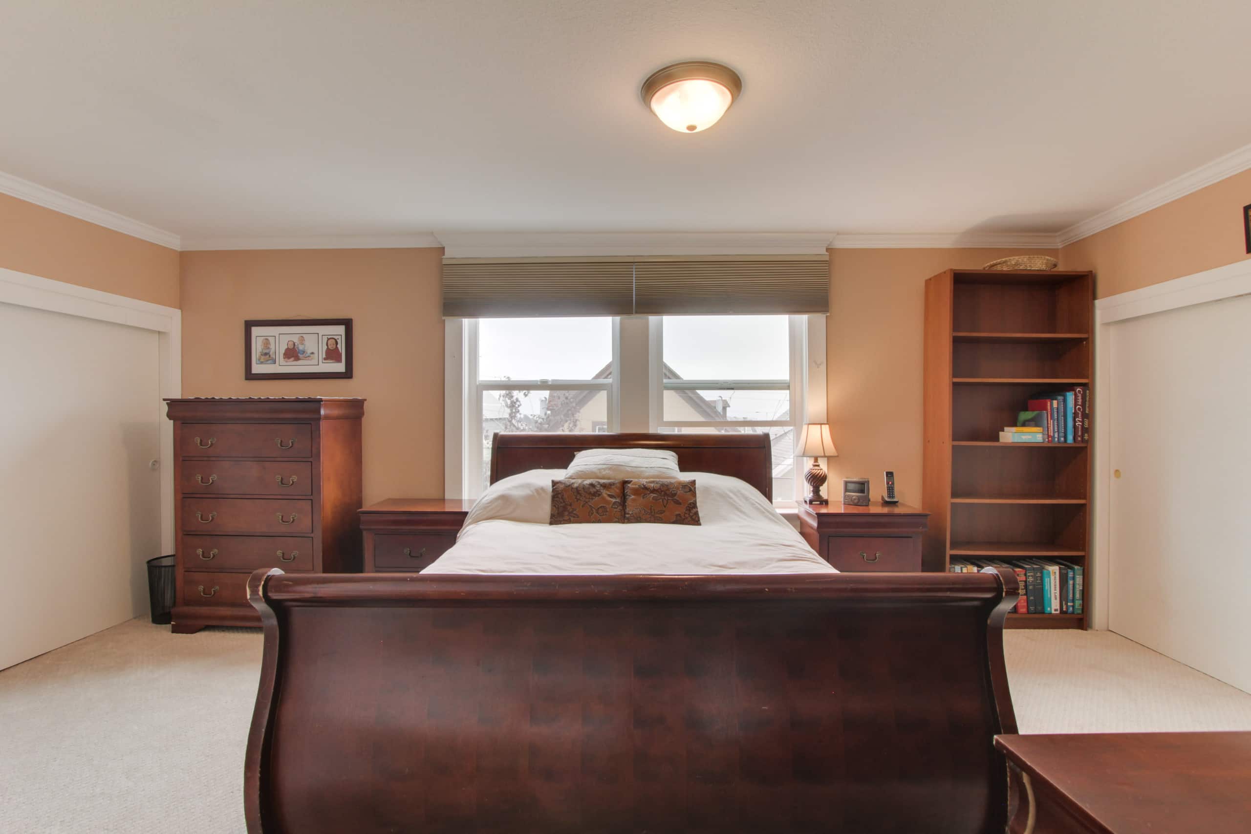 Home in San Francisco · ★4.91 · 4 bedrooms · 5 beds · 2.5 baths - Image 7