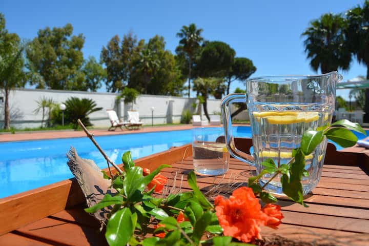 Villa A Gallipoli Con Piscina E Campo Da Tennis. - Gallipoli