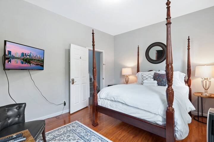 Old Philadelphia Charm In Graduate Hospital