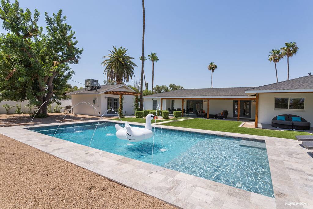 Spacious Backyard for Events