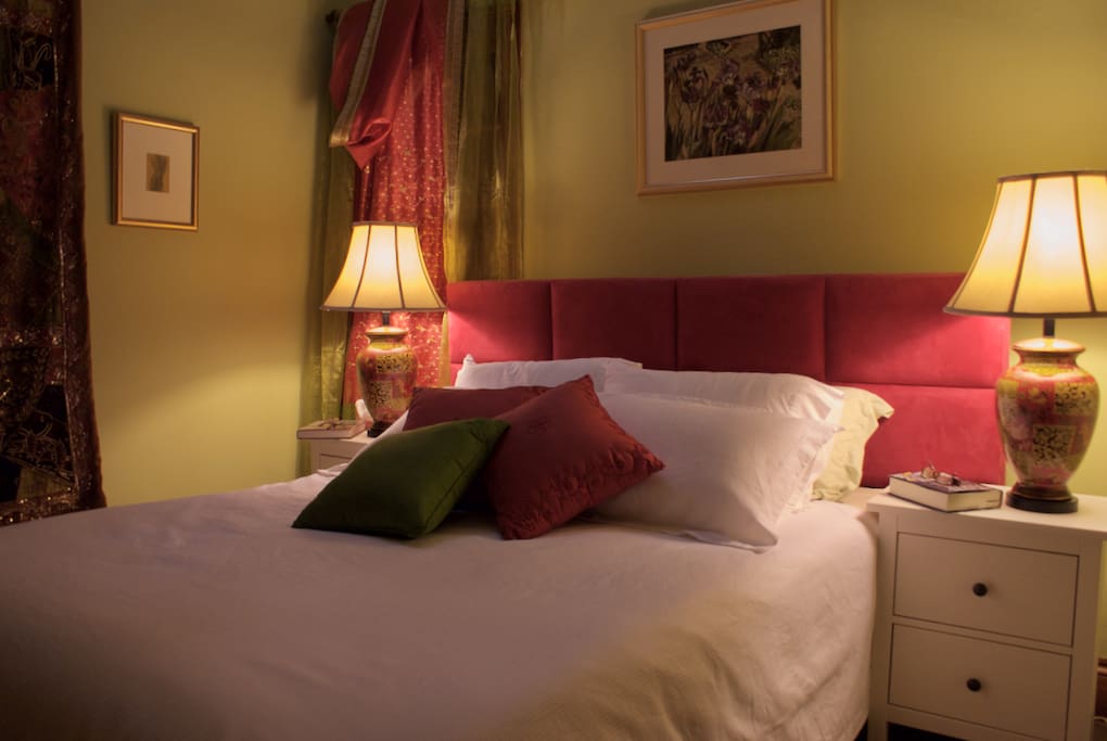 queen bed
