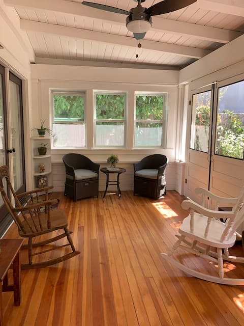 Top performing Airbnb: Wine Country Harvest Hideaway-Private entry/space in Sonoma County