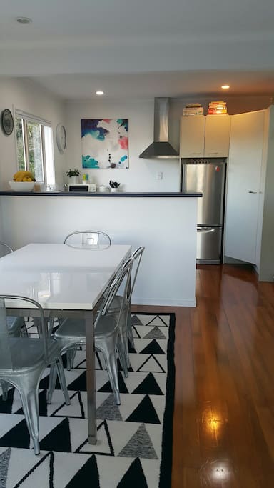 Open plan dining and kitchen
