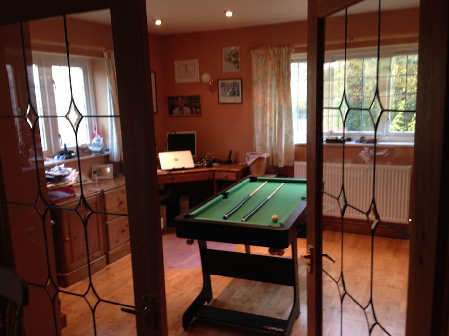 Games & music room
