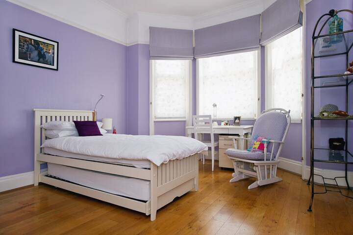 LUXURY APT. NEAR BUCKINGHAM PALACE gallery image 5