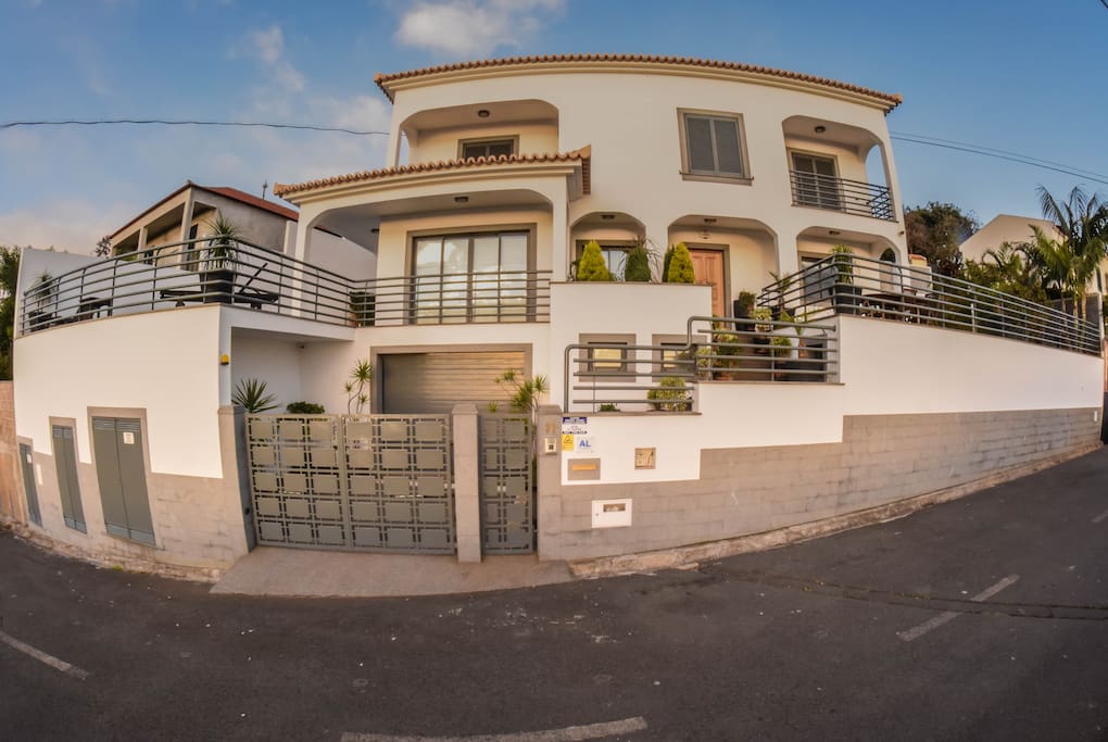 Villa
