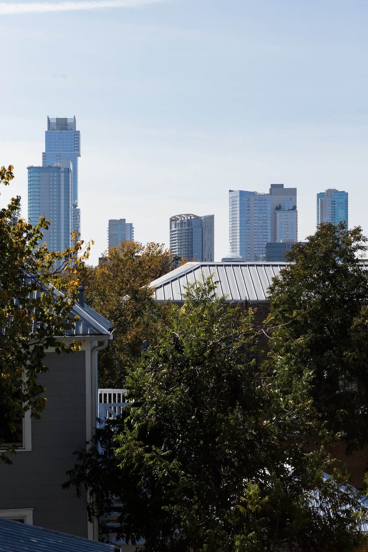 Capitol View Condos by One Fine Bnb - Paramount