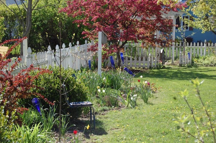 The House at White Picket Gardens