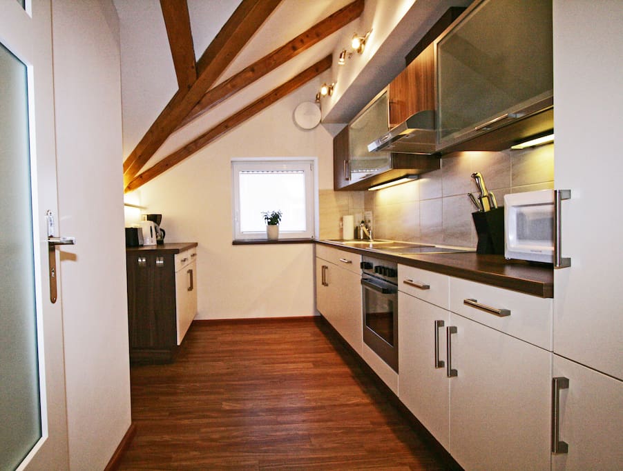 Komplett eingerichtete Küche
full equipped kitchen