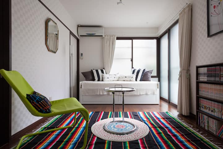 Sebule na kitanda cha sofa