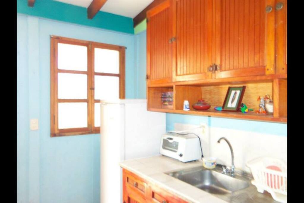 SMALL KITCHEN