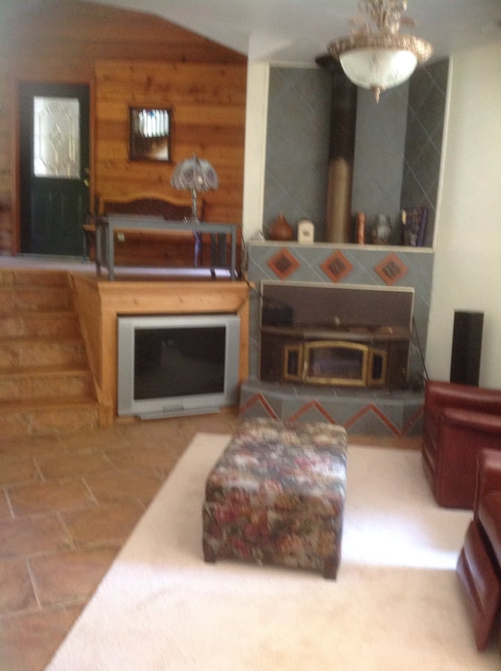 Secluded Loft Apartment - Bloomington, IN