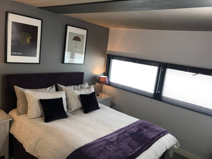 Top 10 Best Airbnb Vacation Rentals In Altrincham, UK Updated 2024 Trip101