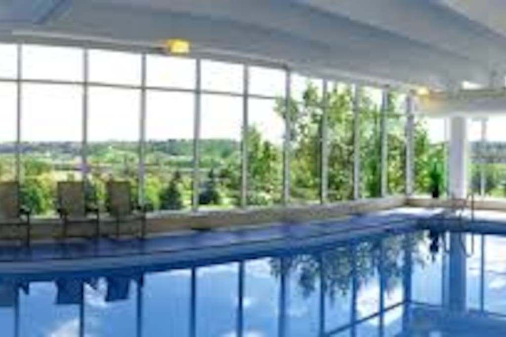 Pool & Hot Tub