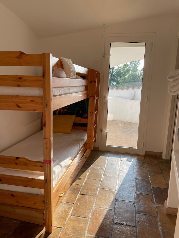 Villa principal de una habitación pequeña