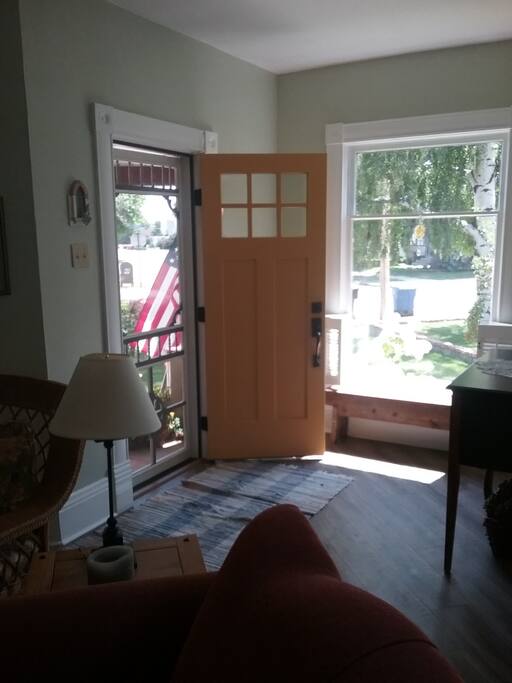 Front entryway