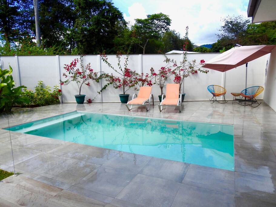 poolside