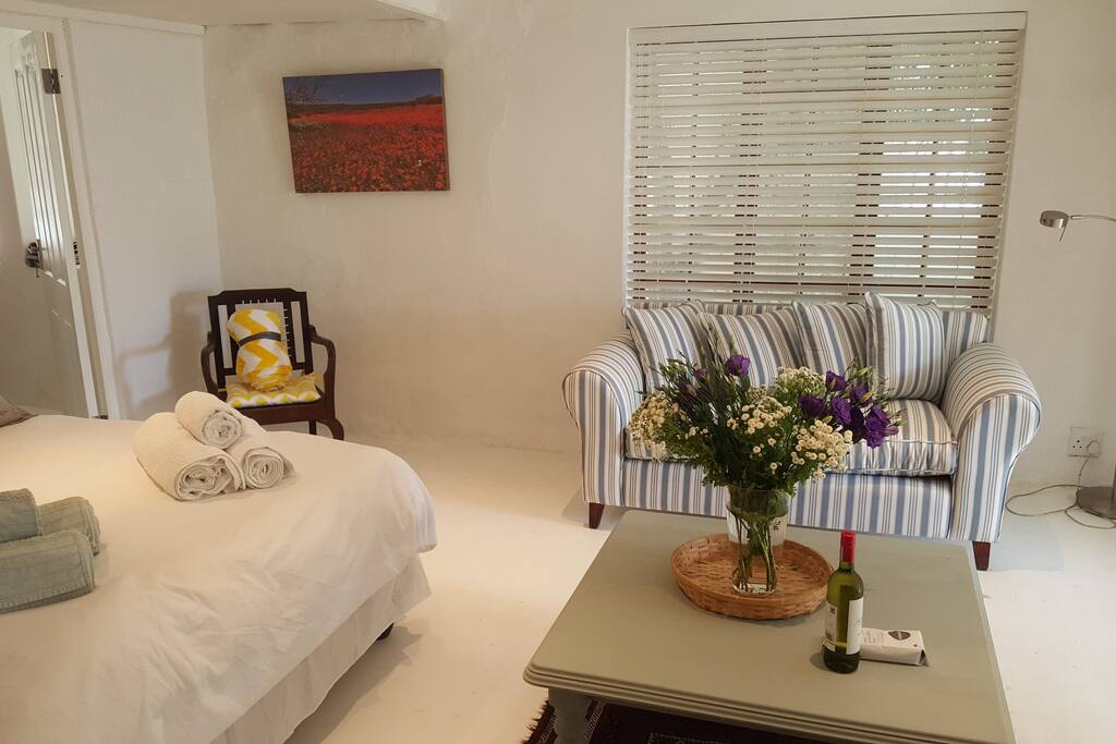 Bedroom with Lounge