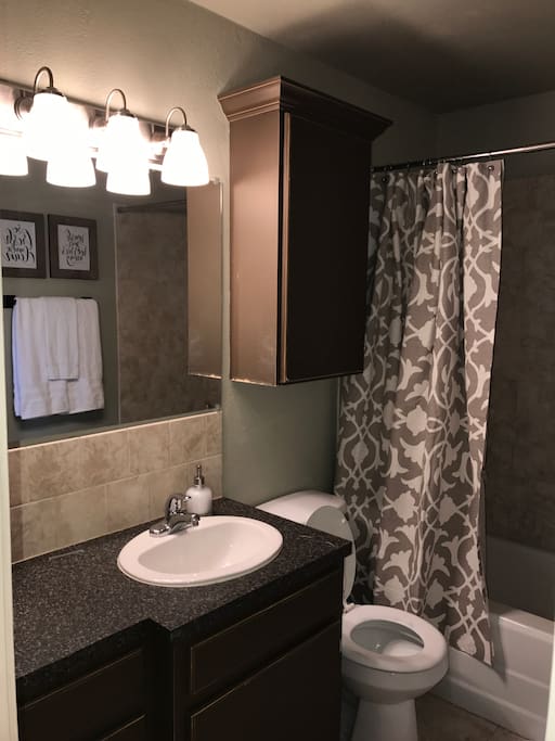 Bathroom with Tub/Shower
