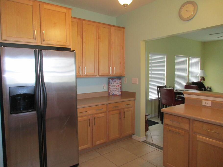 Large kitchen open to LR - plenty counter/cabinet space