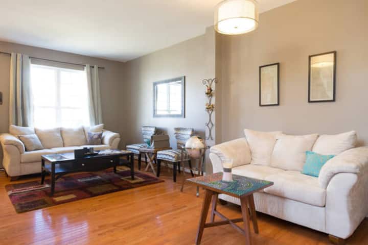 3BD townhouse near I-95, Quantico, and DC